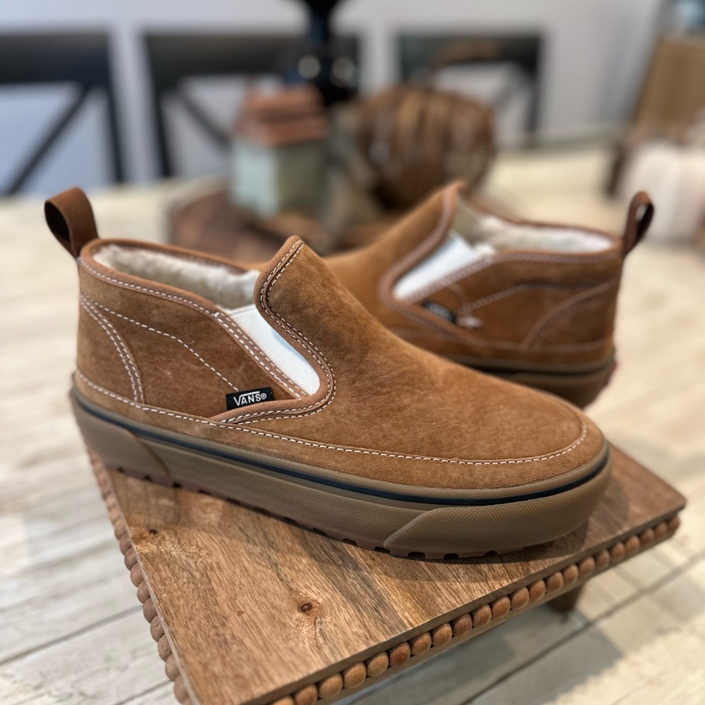 Vans Mid Slip MTE. Limited edition shoes. Size Men’s 6 Women’s 7.5. Brand New